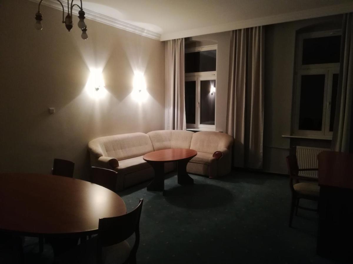 Hostel Ratuszowy ビィドゴシュチュ エクステリア 写真